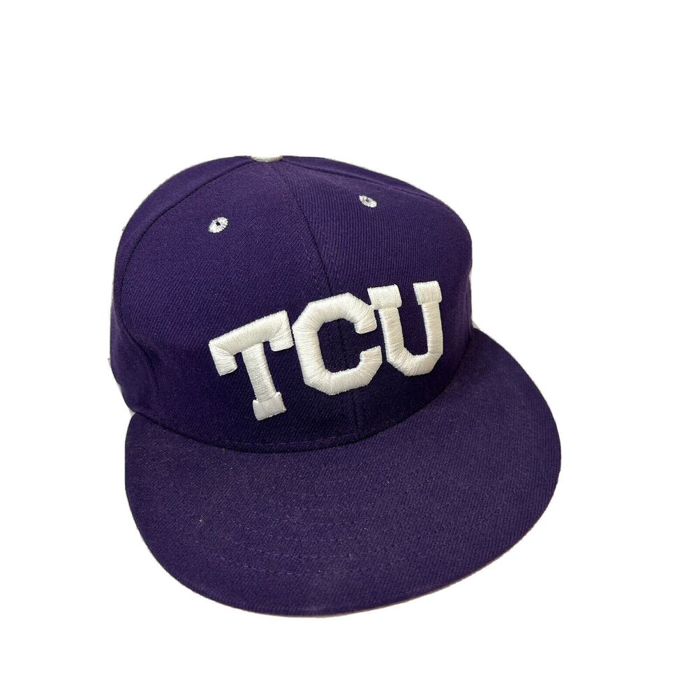 Texas Christian Univ Hat OTF ProLine Size L Elastic Back Purple Frogs TCU